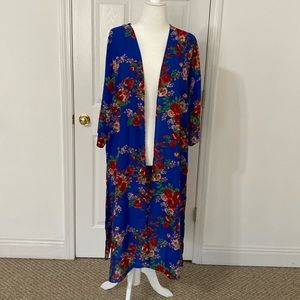 NWOT Lapis Blue Floral Kimono Duster